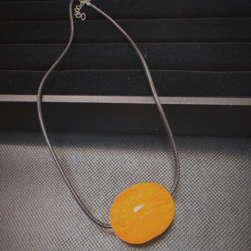 NEW Amimi handmade Beeswax necklace/ choker